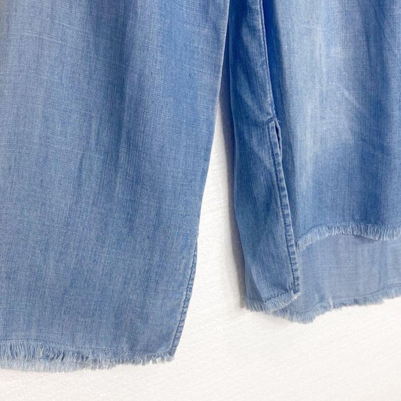 NWOT Cloth &  Stone Chambray Top Off the Should - Picture 7 of 10